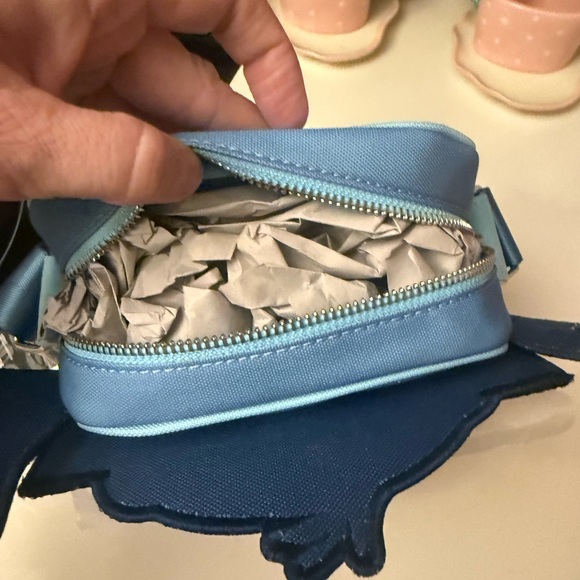 NWT Loungefly Stitch X AMC Exclusive Bag 🩷FINAL PRICE🩷 - Picture 5 of 6